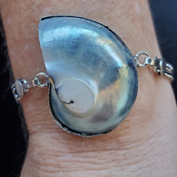 New Ammonite Fossil 925 Silver Bangle Bracelet. - Picture 3 of 16